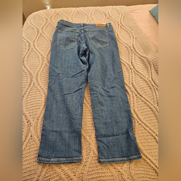 Levi's - Women's High Rise Straight Leg Size 31 - Picture 7 of 7